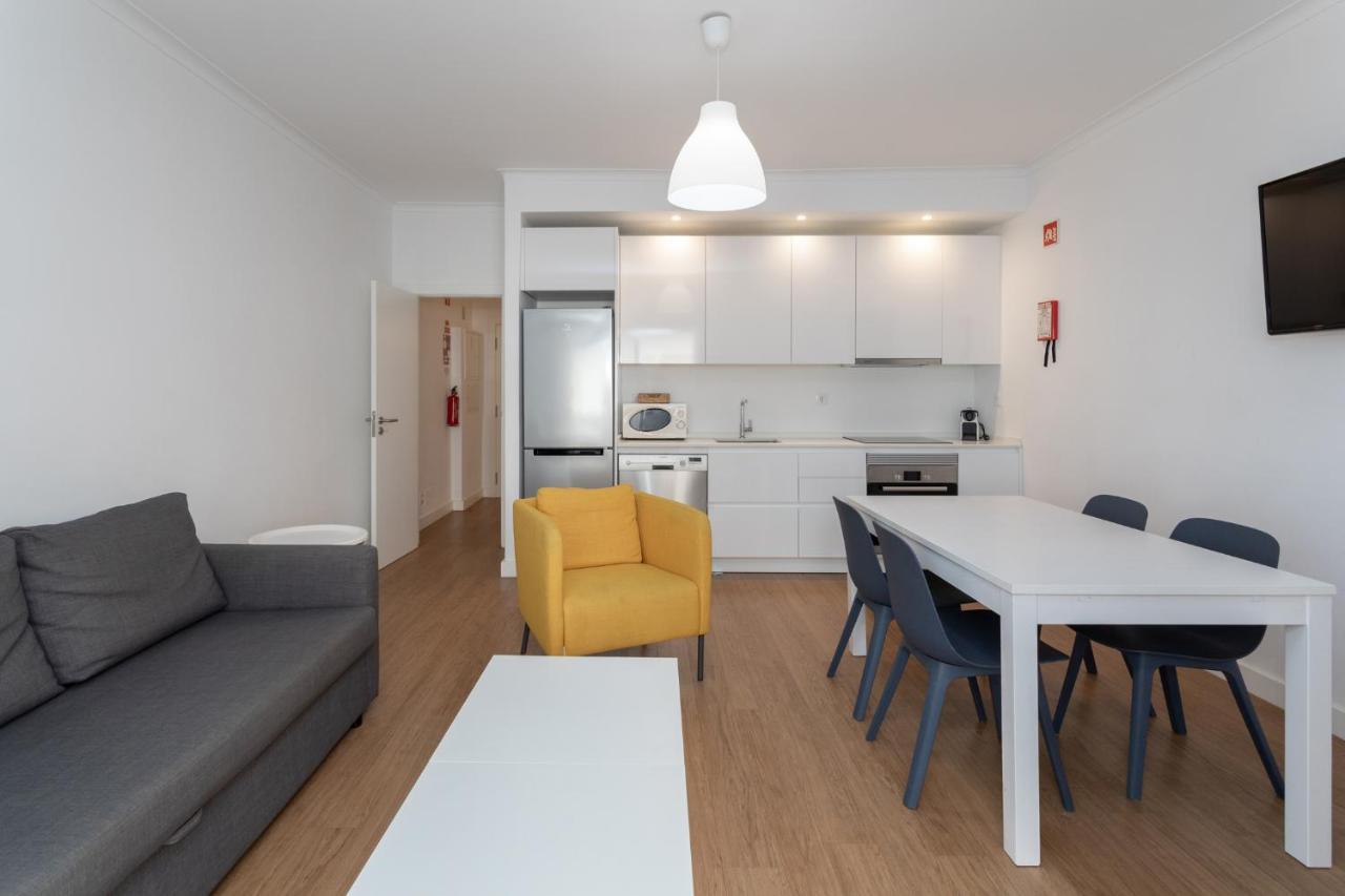 Al - Apartamentos Vista Mar Quarteira Luaran gambar
