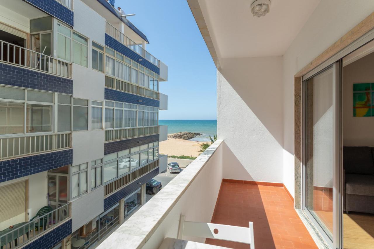 Al - Apartamentos Vista Mar Quarteira Luaran gambar