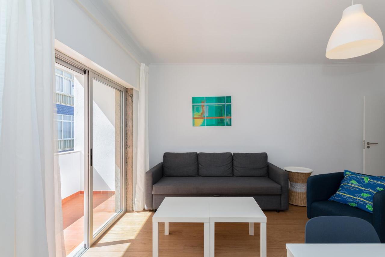 Al - Apartamentos Vista Mar Quarteira Luaran gambar